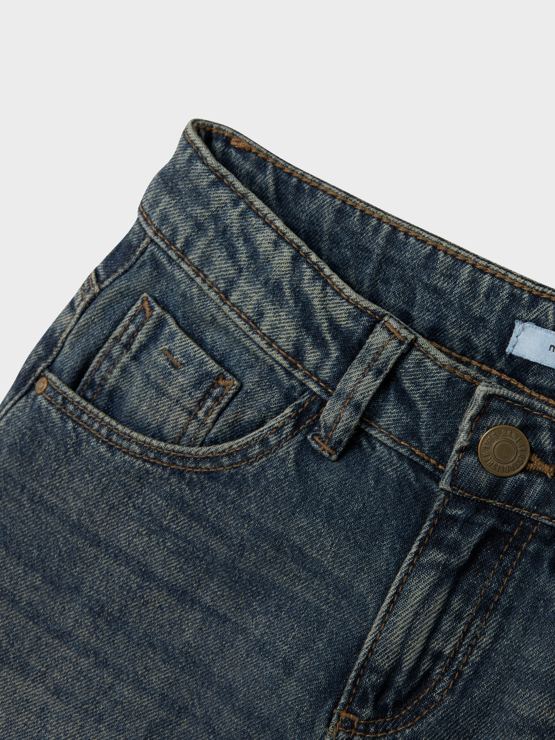 model_shot-detail
