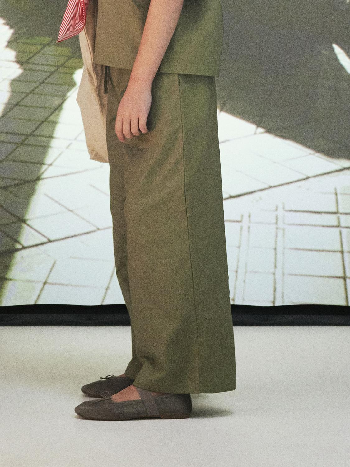 NKFNETOP Trousers - Oil Green