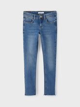 Indlæs billede til gallerivisning NKFPOLLY Jeans - Medium Blue Denim
